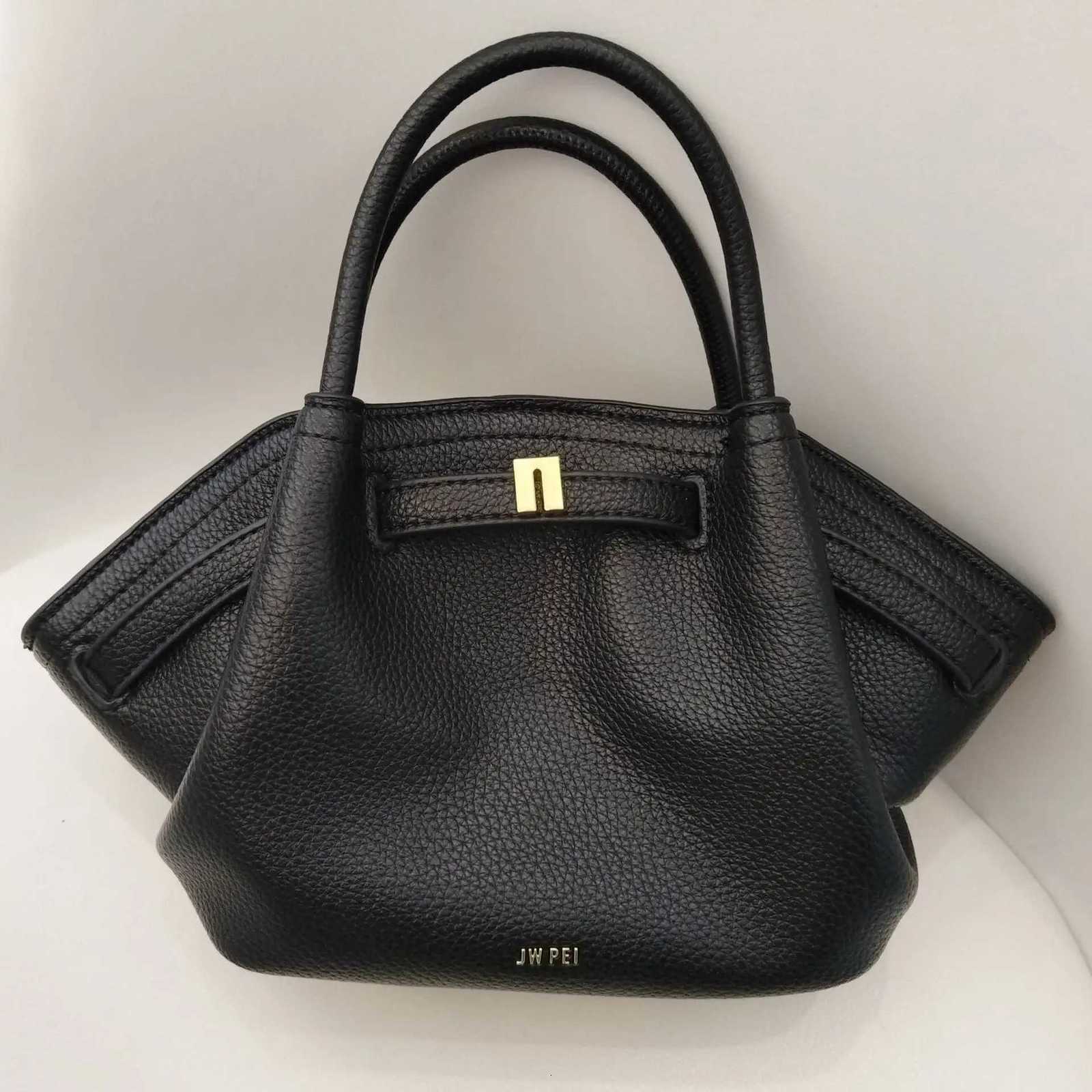 JW PEI Jiaozi Bag Hana Largesmall Portable Shoulder Bag Light Luxury Slung Tote Handbag JokerW250926