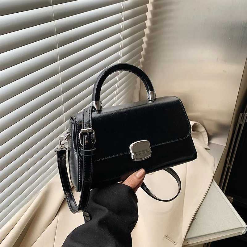 Simple Women Handbags Classic Vintage PU Leather Messenger Bag 2025 New Fashion Commute Single Shoulder Bags Z250926