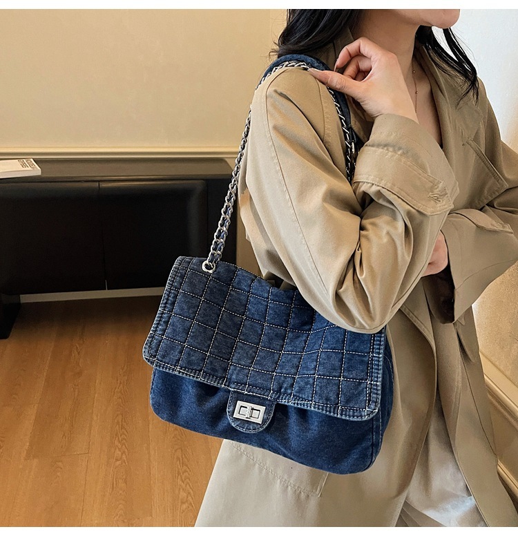 bag 2025 Autumn/Winter New French Retro Style Cowboy Designer Bag Light Luxury Trendy Style Women's Shoulder Bag Large Capacity Fashion Design