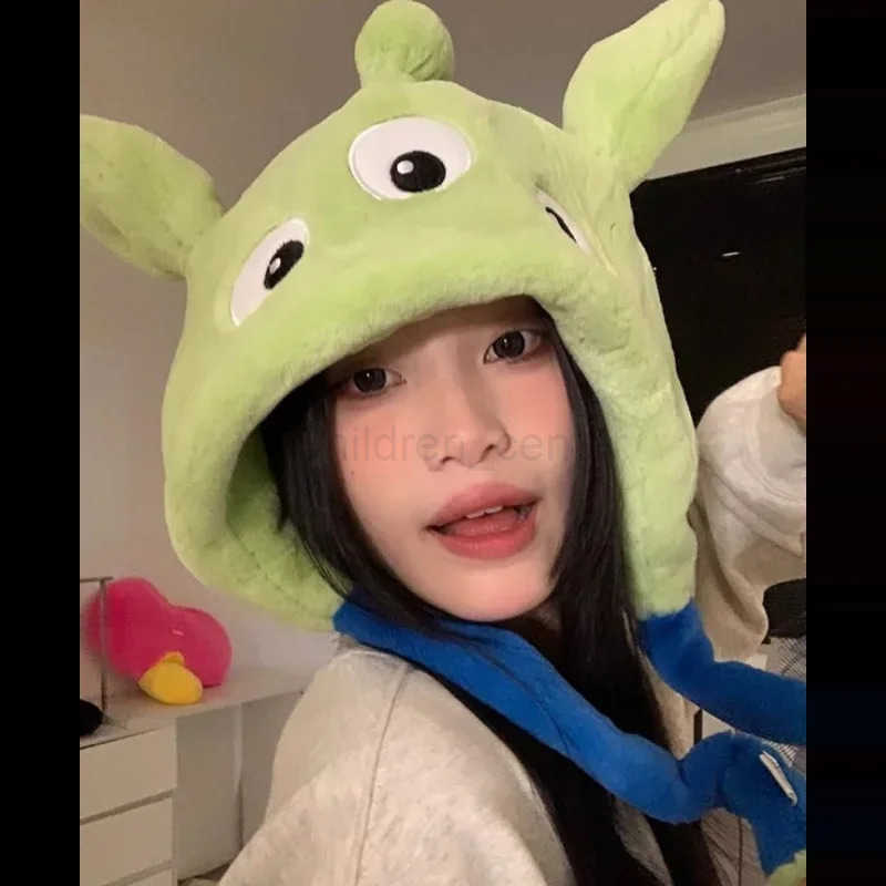 Disney New Toy Story Alien Anime Cartoon Plush Hat Creative Funny Personalized Windproof Ear Protection Warm Pullover Hat Gift H250926