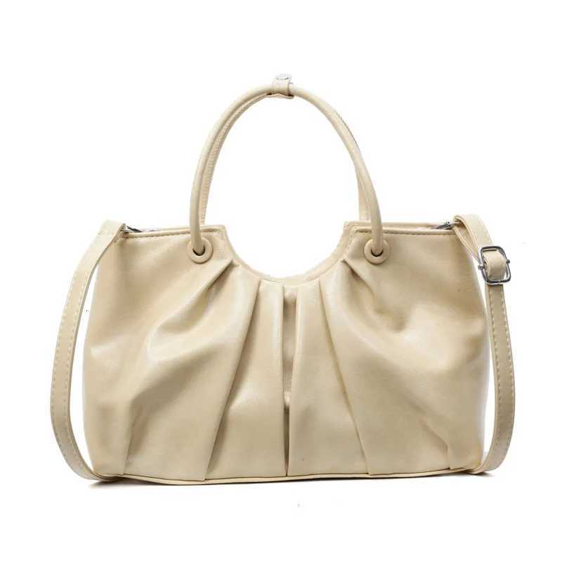 2025 Hot Selling Pleated Small Square Bag New Diagonal Span Large Capacity Bag Single Shoulder Handheld Womens Bag Purses Z250926