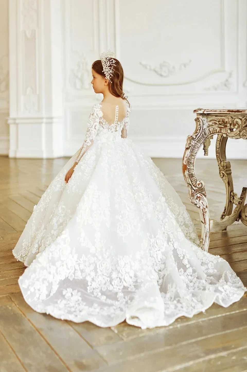 Luxurious White Long Sleeve Flower Girl Dresses For Wedding Prom Party Girls Pageant Lace Floral Appliques First Communion Gowns Z250926