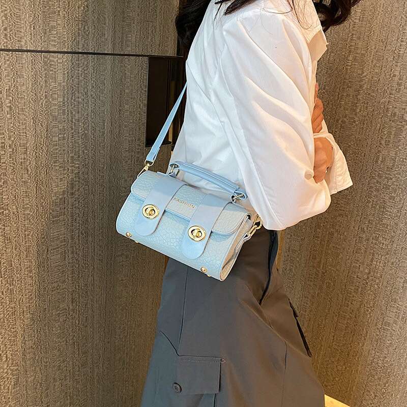 New Trendy All-match Single Shoulder Messenger Bag Explosive Style Portable Boston bag