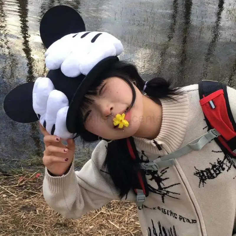 Disney Anime Mickey Plush Hat Kawaii Girl Baseball Cap Ins Cap Portable Versatile Decorate Cartoon Surrounding Gift Wholesale H250926