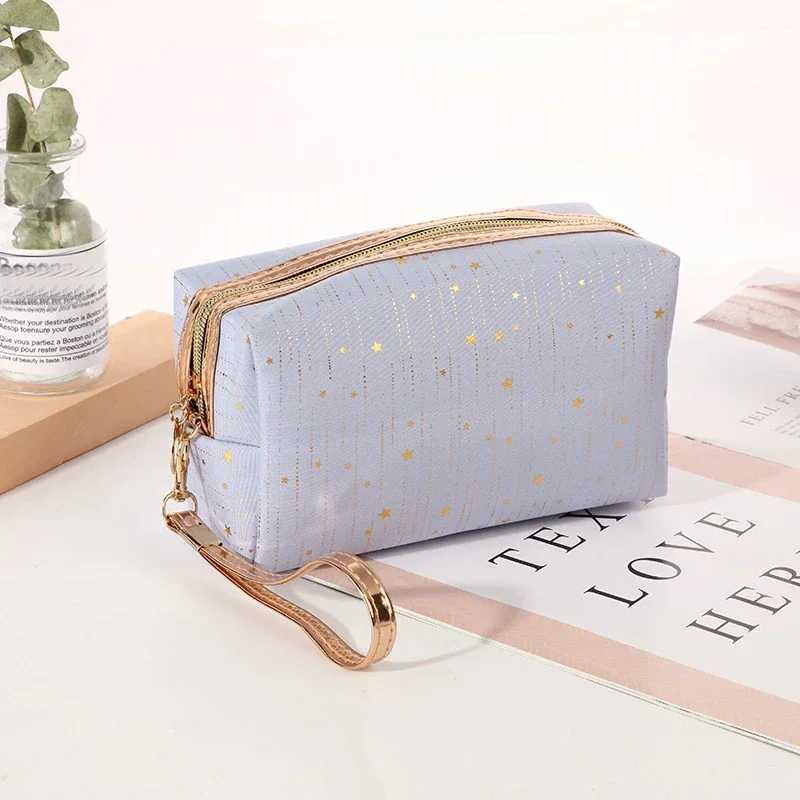 Fashion Women Cosmetic Bag Paillette Stars Ladies Makeup Bag Toiletry Bag Makeup Pouch Tampon Holder Travel Cosmetic Organizer J250926