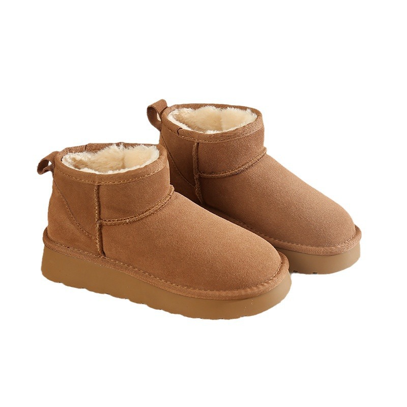 CE designer shoes Free shipping oxhide affordable luxury Winter anti slip snow boots with thick plush cotton shoes Fade-resistant yellow
