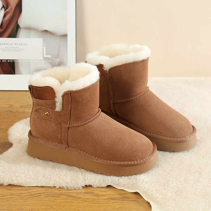 CE designer shoes Free shipping oxhide affordable luxury Winter anti slip snow boots with thick plush cotton shoes Nice touch white black