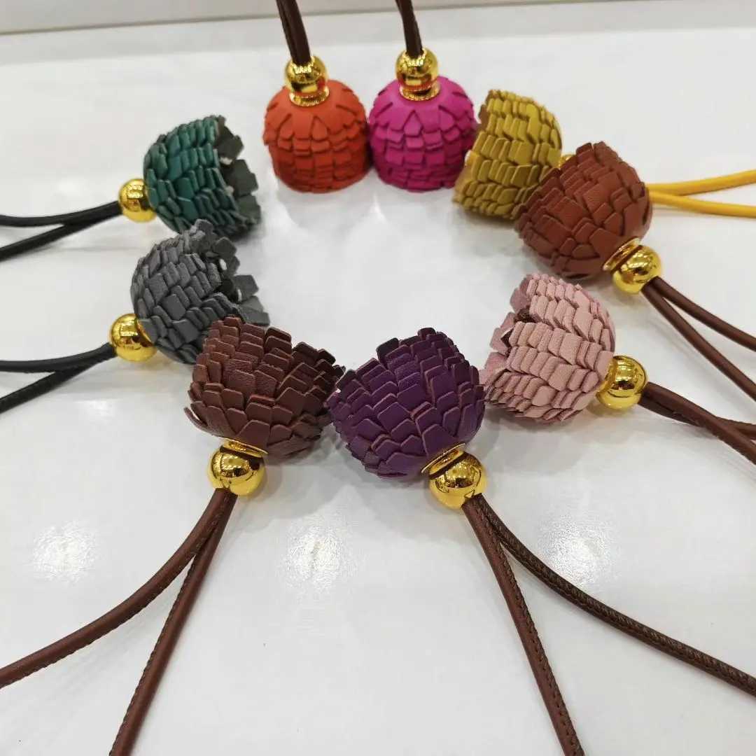Luxurious Genuine Leather Sheepskin Colored Flower Pendant Pine Cone Bag Accessories Rearview Mirror Pendant Car Key Pendant19 D250926