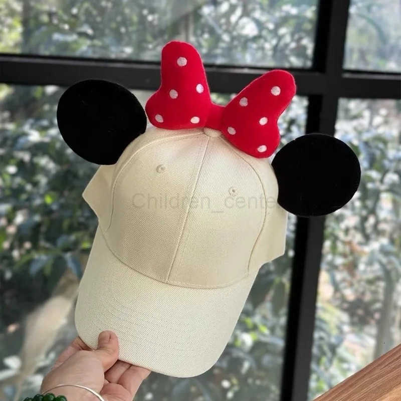 Disney series Minnie girls new soft comfortable fashionable creative and versatile cute cartoon big bow duck tongue hat H250926