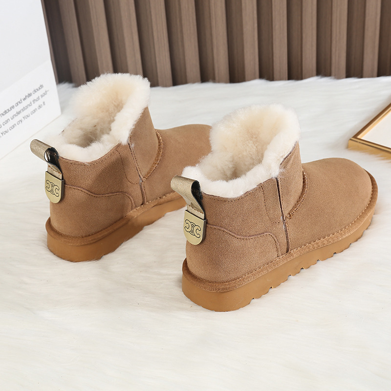 CE designer shoes Free shipping oxhide affordable luxury Winter anti slip snow boots with thick plush cotton shoes Highly attractive white