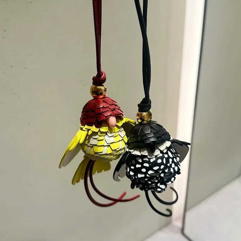 Luxurious Cowhide leather parrot bird charm for womens fashion highend durable exquisite workmanship decoration bag accessories5 Z260130