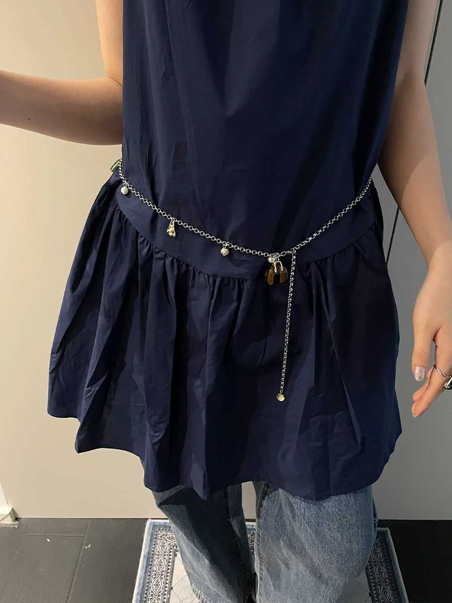 Design sense amber small bag pendant for women new holiday style pearl with dress small group shell versatile waist chain L250926