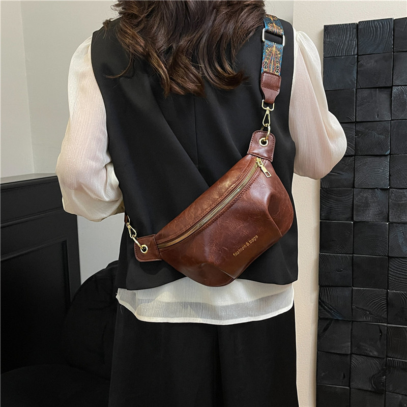 2025 autumn and bag winter new color clean blocking elegant style retro Chinese ethnic style shoulder bag niche design light luxury designer bag