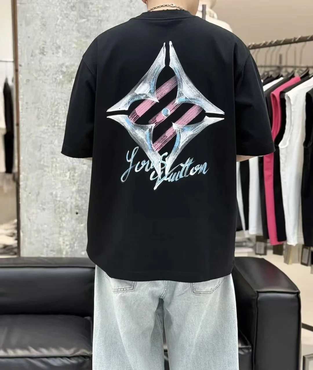 Modern designer Cozy Wear for Both Genders V-neck Pullover Shirts Ideal For Everyday Use