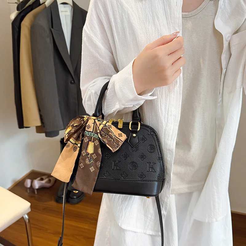 2025 New Shell Embossed Shoulder Bag Soft Leather Crossbody Purse for Women Elegant WrinkleFree Design Trendy Daily UseW250926