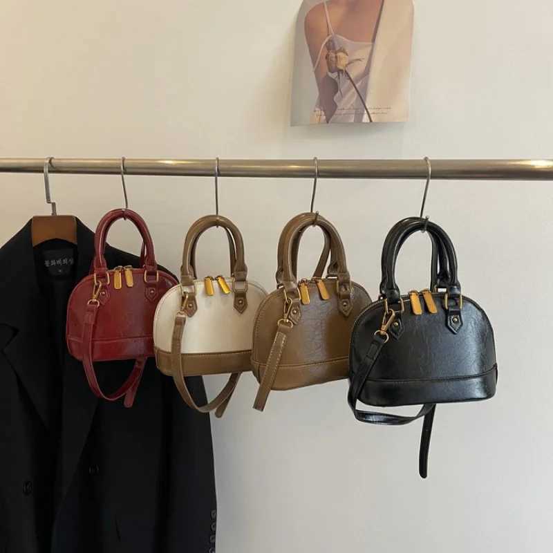 Premium HighEnd Minimalist Vintage Leather Crossbody Bag For Stylish Women Casual Everyday Use With Solid ColorW250926