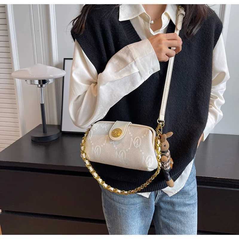 Retro printed girl crossbody bag multifunctional chain womens handbag fashionable shoulder bag pendant decorative canvas fabricW250926