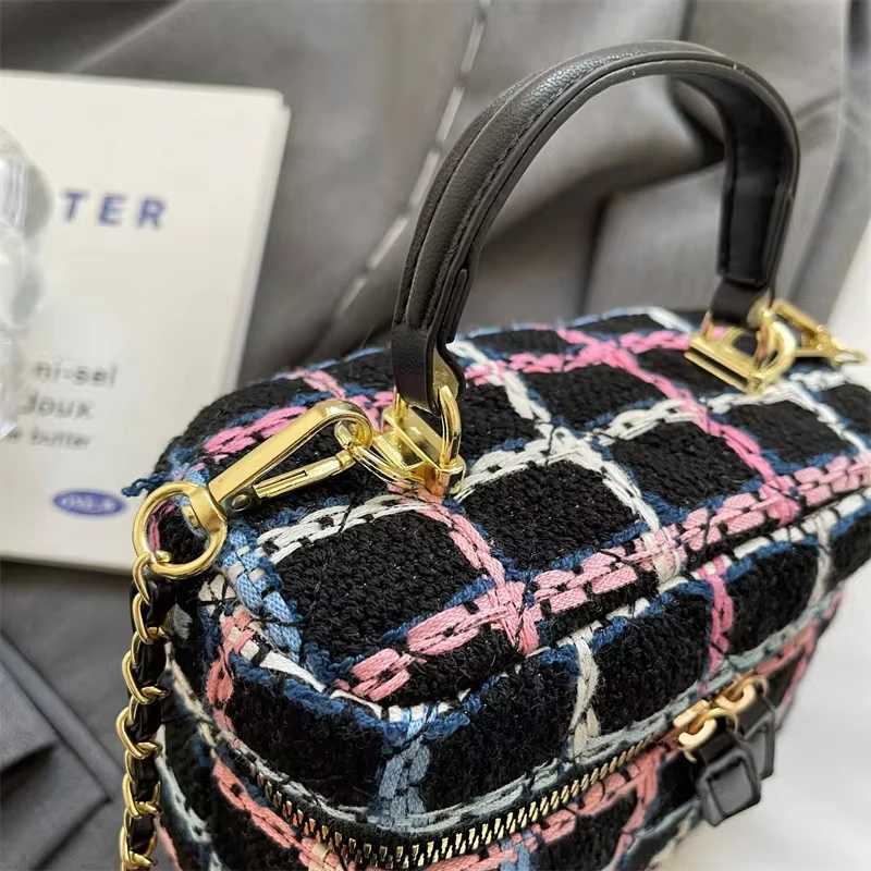 Fashion Plaid Print Tweed Crossbody Bag for Women Casual Versatile Female Shopping Chain Shoulder Pack Large Capacity Handle Bag Z250926