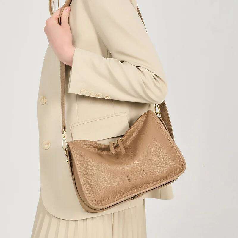 Winter New High-Quality Cowhide Niche Design Crossbody Handbag Versatile Fashion Light Shoulder Commuting Women's Bag MDNG2509