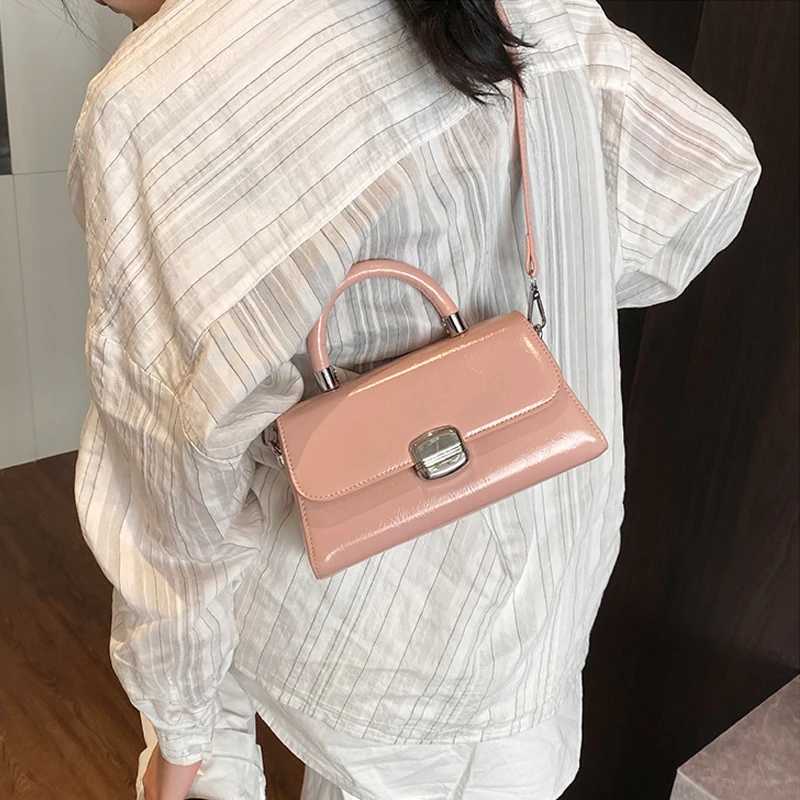 Simple Women Handbags Classic Vintage PU Leather Messenger Bag 2025 New Fashion Commute Single Shoulder Bags Z250926