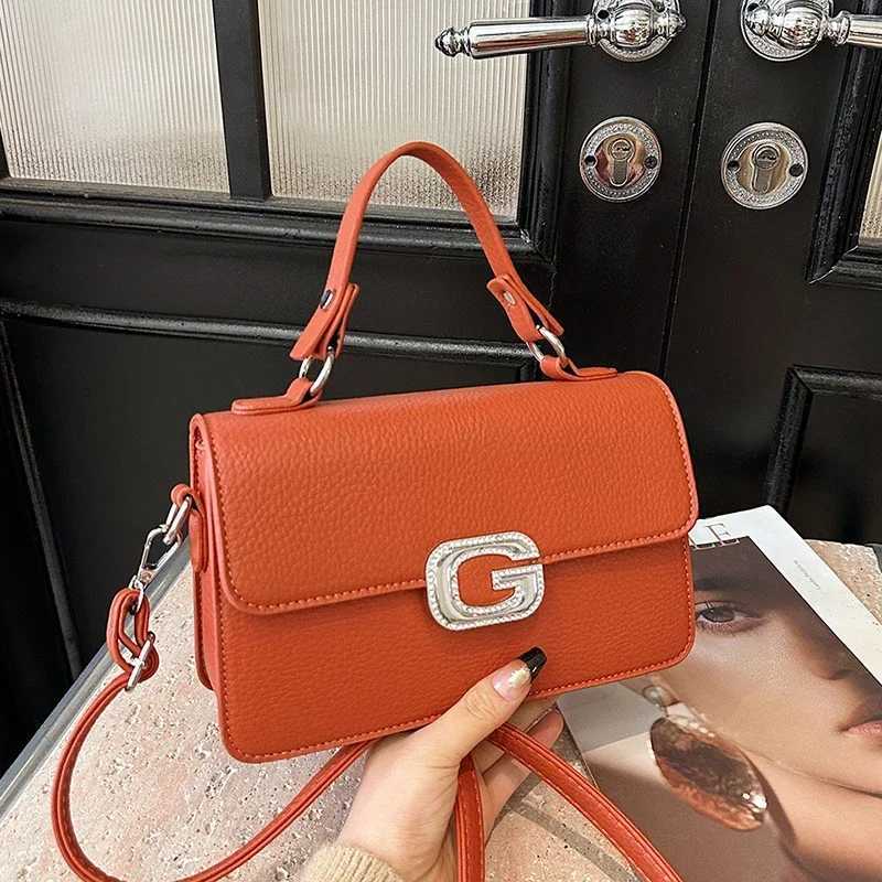Luxury Brand Famous Designer Leather Tote Bag for Women Elegant Classic Popular Ladies Crossbody Bag Handbag Z250926