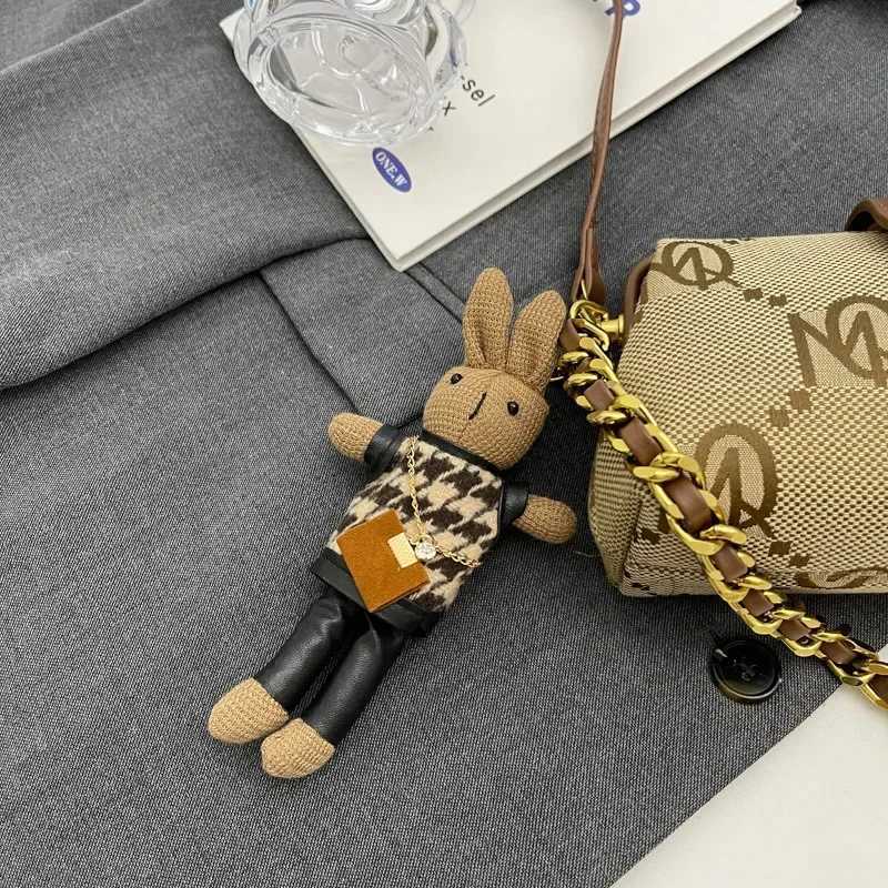 Vintage Girl Crossbody Bag Versatile Chain Womens Bag Handbag Fashion Womens Shoulder Bag Pendant Decoration Canvas fabricW250926