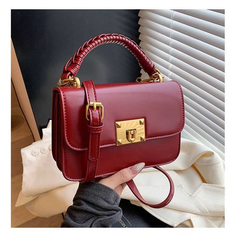 Korean Shoulder Crossbody Bags for Women 2025 New in Small Pu Leather Tote Luxury Designer Female Purses Handbags Bolsas Bucket Z250926