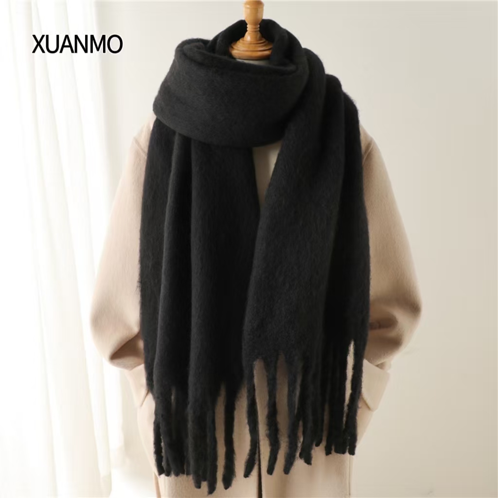 K1972 New winter thickened lambswool scarf shawl Korean style solid color versatile women's wholesale price flexible minimum order quantity