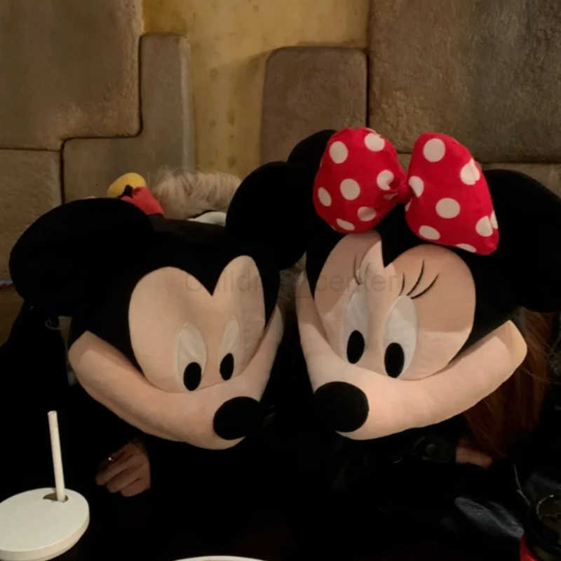 Disney Cartoon Mickey Minne Cute Hat Plush Thickening Keep Warm Ear Protection ColdProof Integration Couple Hat Travel Hat Gift H250926