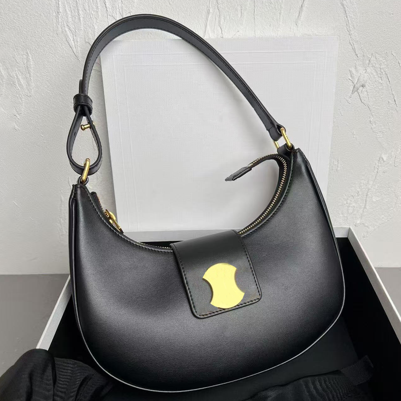 Fashion handbags Leather AVA Underarm bag Luxury Designer bags tote Woman mens crossbody Shoulder Bag 10A quality half moon bag lady armpit Evening Bags Wallets