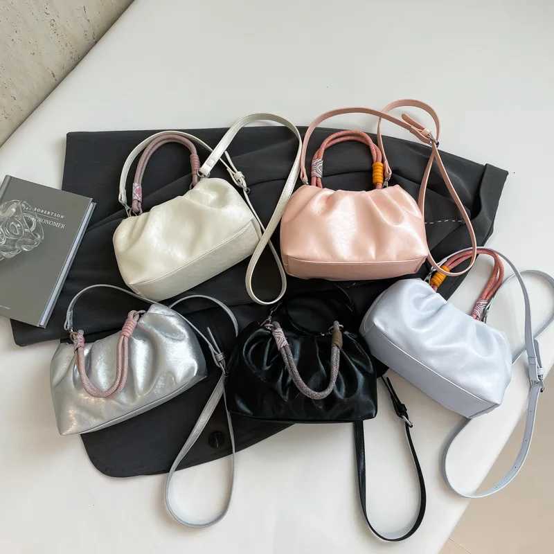 New Lady Shoulder Bag Wrinkled Cloud Pattern Crossbody Handbag Purse Perfect Gift for Wife Girlfriend Luxury Designer Handbag Z250926