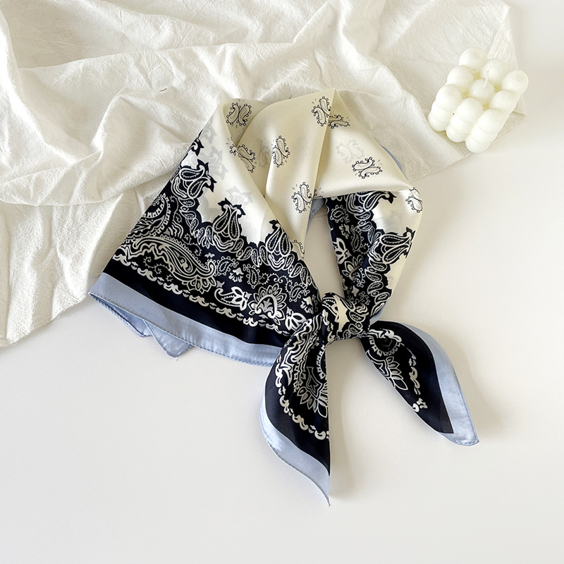 Women's Fashion Headscarf, Lightweight Neck Scarf can be used as an accessory for purses, scarves and handbags Fashionable Women's 70cm Desi