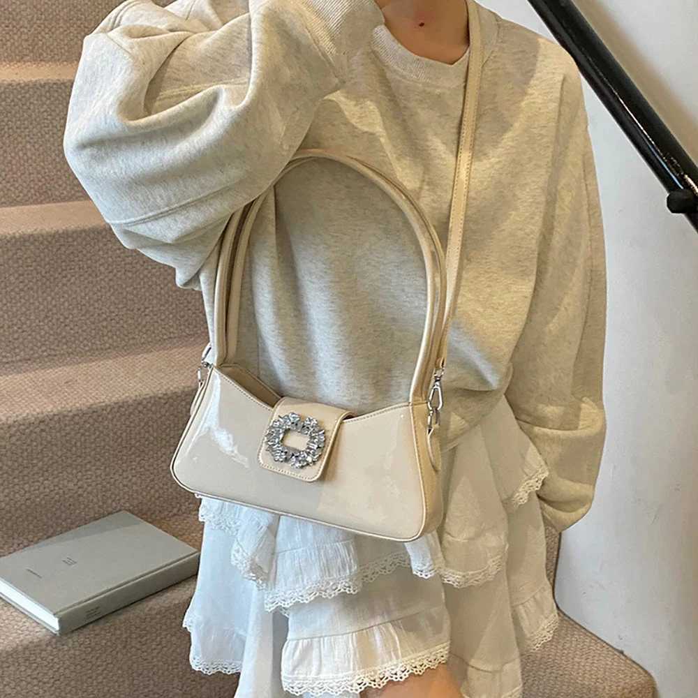 Luxury Shiny Diamond Square Underarm Bags Women Fashion Burgundy Patent Leather Shoulder Bag Wedding Lady Red Handbag Crossbody Z250926