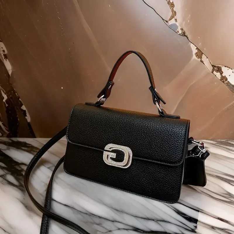 Luxury Brand Famous Designer Leather Tote Bag for Women Elegant Classic Popular Ladies Crossbody Bag Handbag Z250926