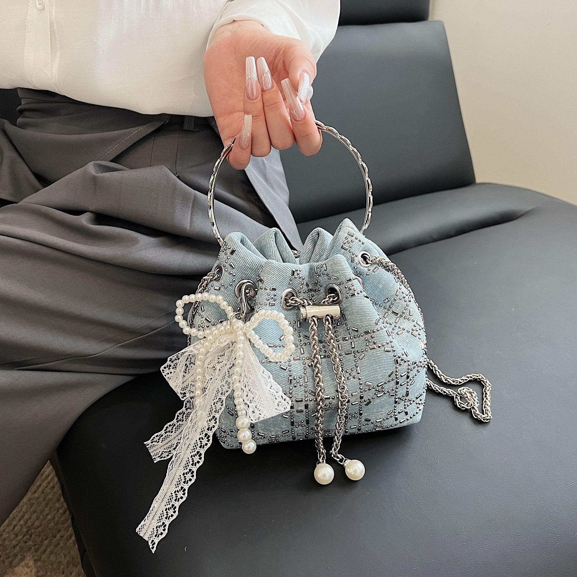 Free delivery designer bag Luxury Bag Minimalist and fashionable women crossbody bag suitable for daily travel