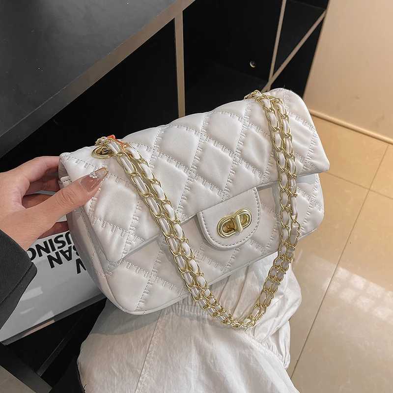 Luxury Womens Shoulder Bag Premium Leather Tote Vintage Design Crossbody Bag With Adjustable Removable Shoulder Strap Z250926