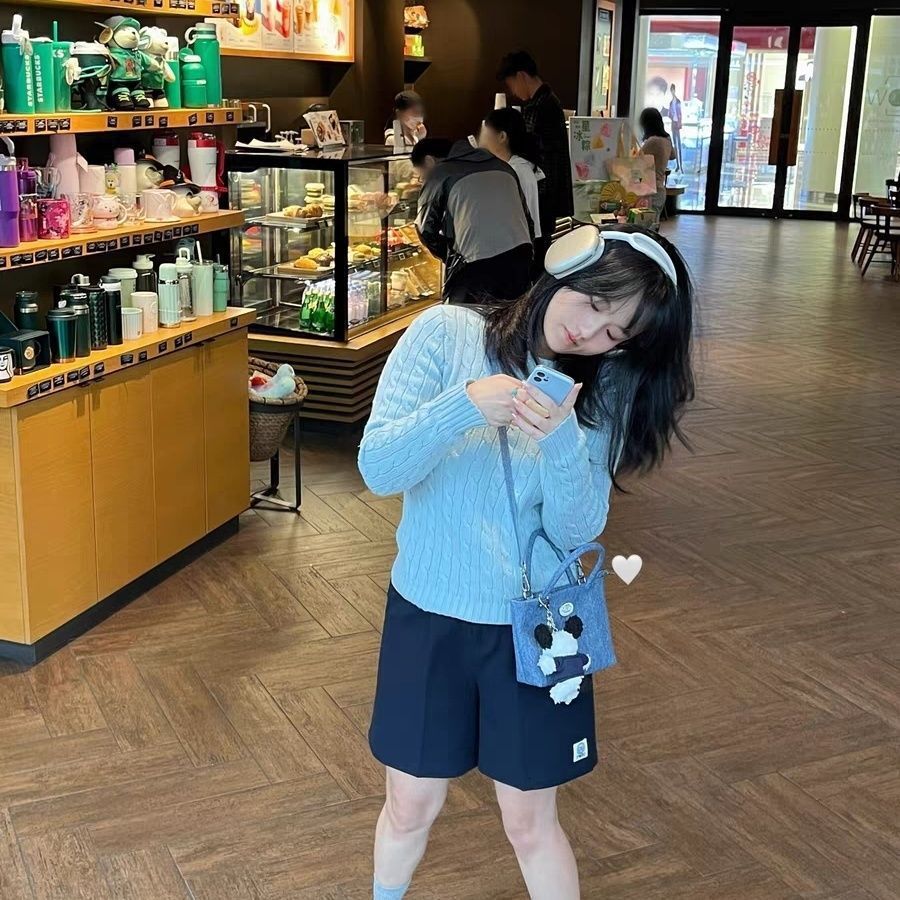 2025 autumn and winter Korean style new niche denim blue bag canvas bag, light luxury retro style shoulder bag, casual handbag, denim designer bag