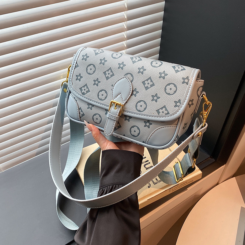 Free shipping Designer bag fashionable bucket bag high-end light luxury retro and fashionable monogram bag classic printed black white pink