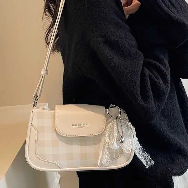 2025 Korean Square Underarm Bag for Women Minimalist Shoulder Crossbody Purse Fashionable Handbag Z250926