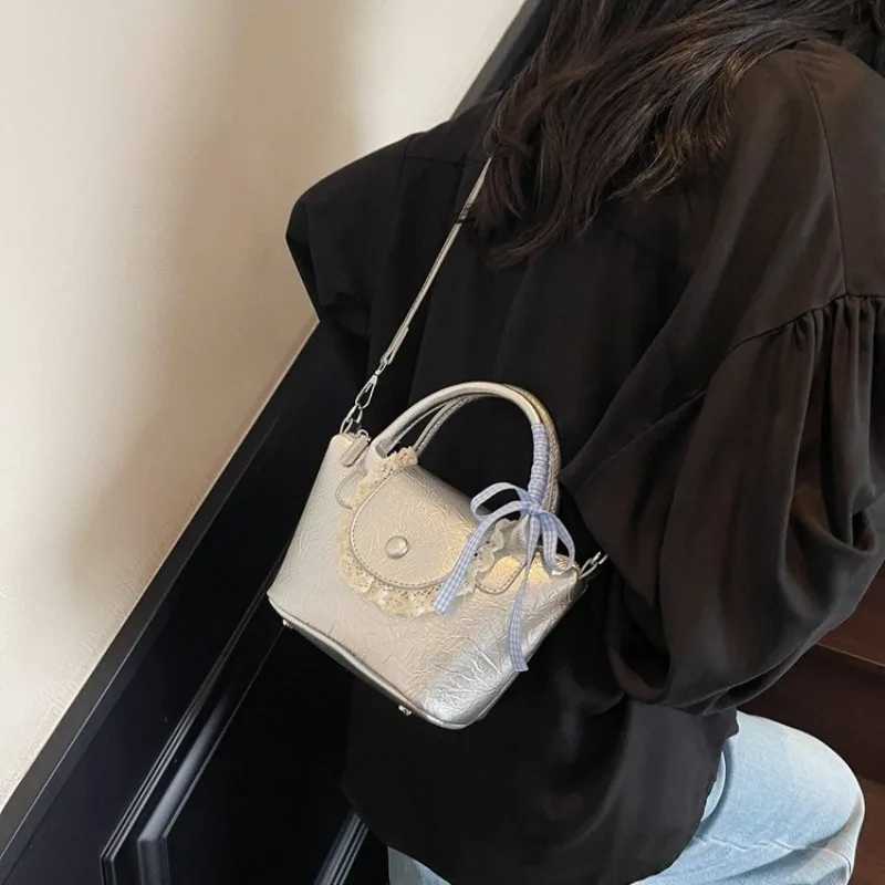 Simple Versatile Crossbody Bags for Women Shoulder Bag Casual Women Bucket Bag Purse and Handbags Designer Bag SacW250926