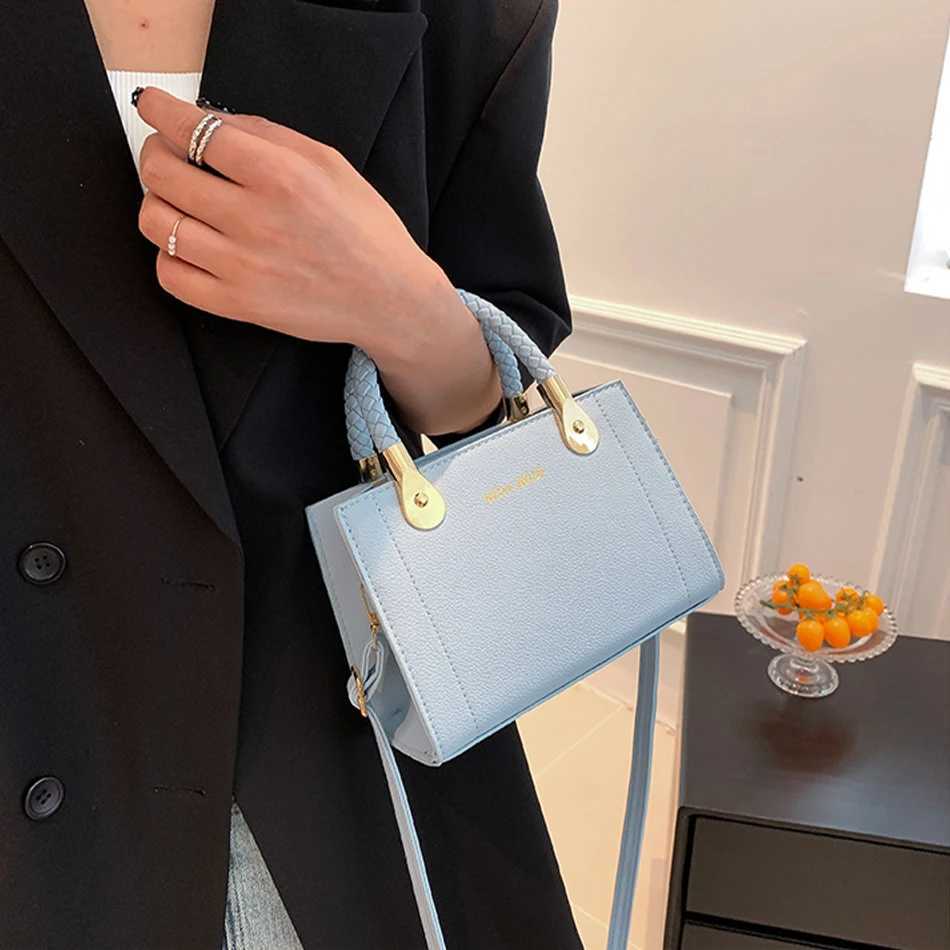 Versatile and Minimalist Crossbody Bag PU Leather Fashion Bag for Women Travel Handbag Fashion Shoulder Messenger Bag Ladies Bag Z250926