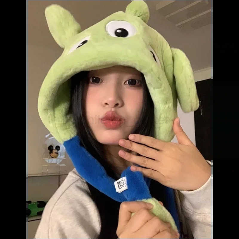Disney New Toy Story Alien Anime Cartoon Plush Hat Creative Funny Personalized Windproof Ear Protection Warm Pullover Hat Gift H250926