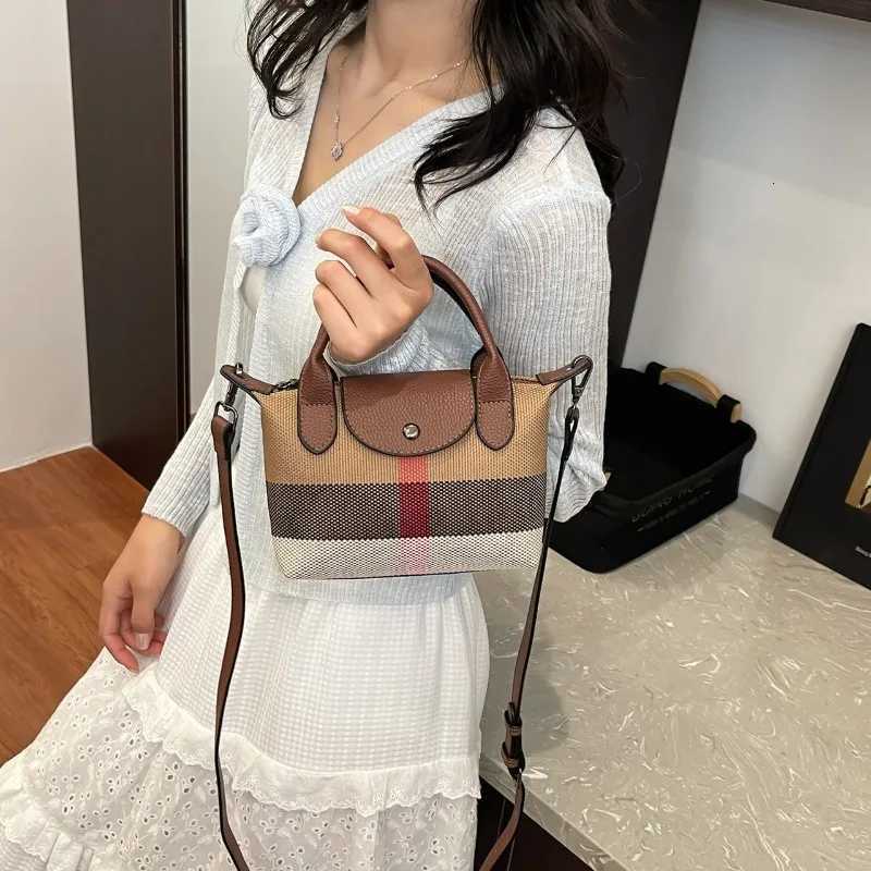 Minimalist Vintage Crossbody Bag With Solid Color And Trendy Letter For Women HighEnd FashionW250926