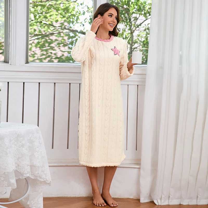 Womens Nightgown Winter Warm Thicken Flannel Sleepwear Loungewear Long Sleeve Nightdress Soft Comfortable Home Clothes Nightwear Z250925