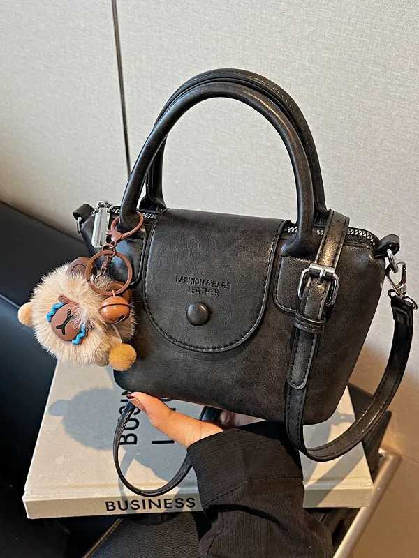 2025 Latest Versatile Fashion Crossarm Handbag Bucket Bag Basket Bag Exquisite Small BagW250926