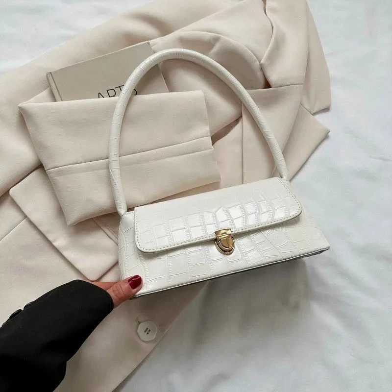 Crocodile Pattern Fashion Women Shoulder Bag Simple Solid Color Underarm Bag Casual Pu Leather Female Small Square Handbags Z250926