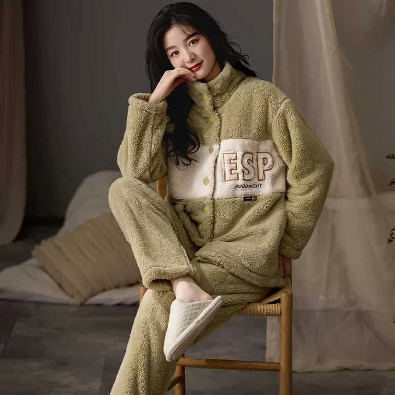 Thickened FleeceLined Womens Pajamas Winter Coral Velvet 2024 New Style Outerwear Flanelle Homewear Suit Z250925