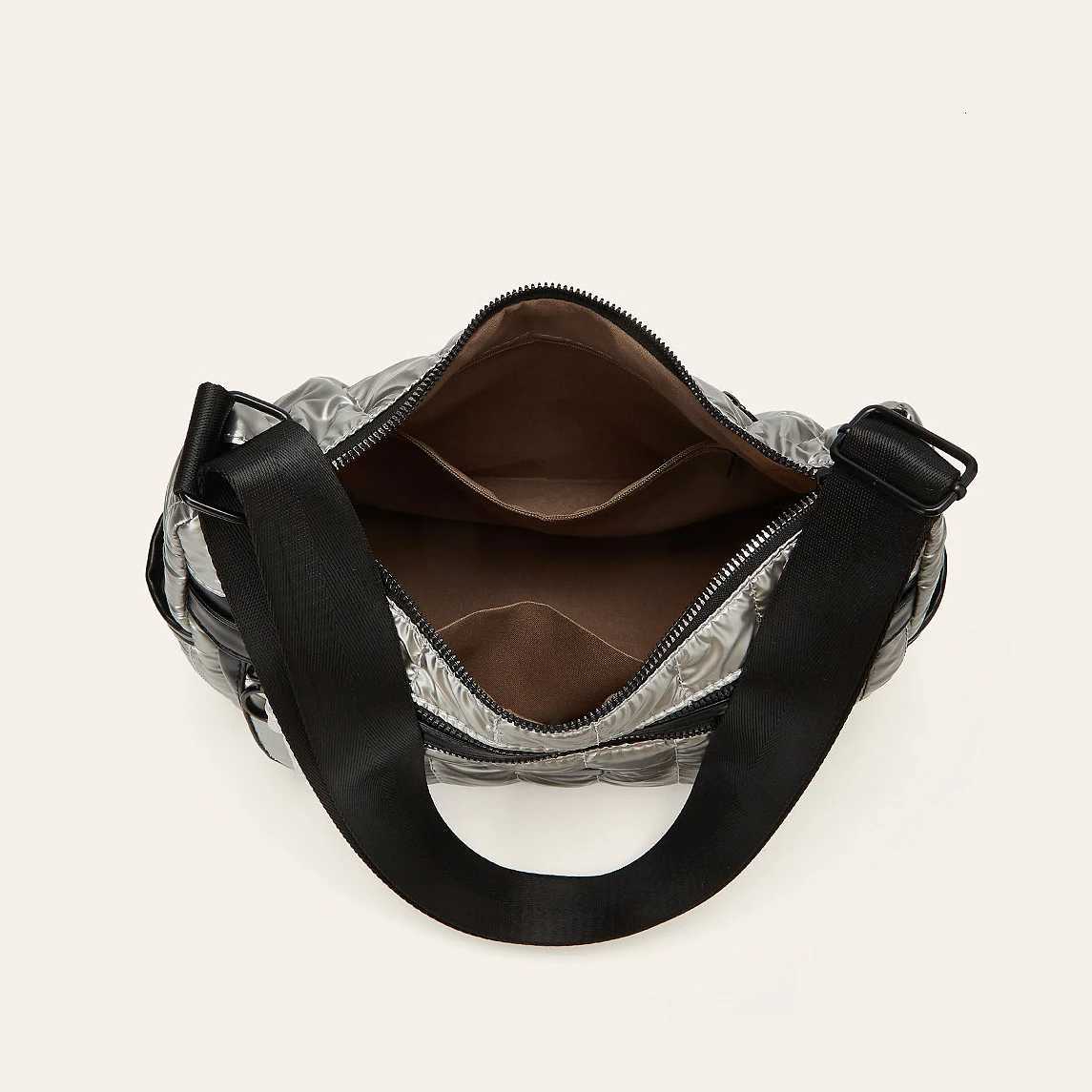 Trend Shoulder Bags for Woman 2025 Fashion Hand Bag Ladies Autumn Winter Handbag Women Messenger Bag Silver Handbags Champagne Z250926