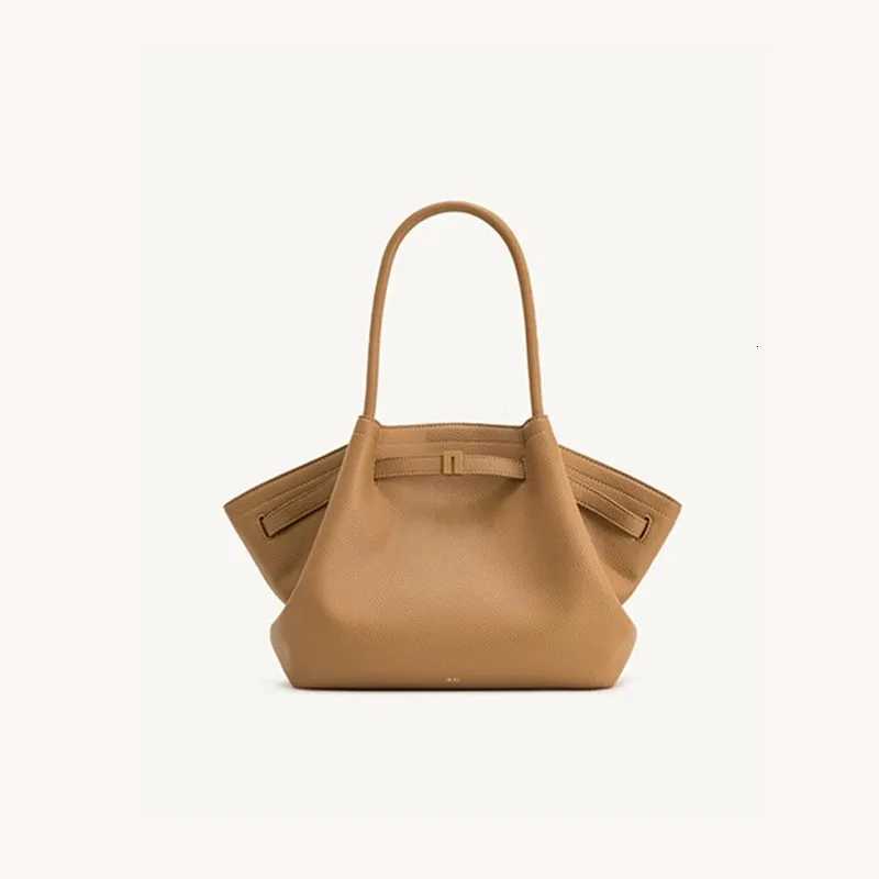 JW PEI New Dumpling Bag Large Capacity Hana Large Shoulder Handbag Commuter Tote Bag WomanW250926