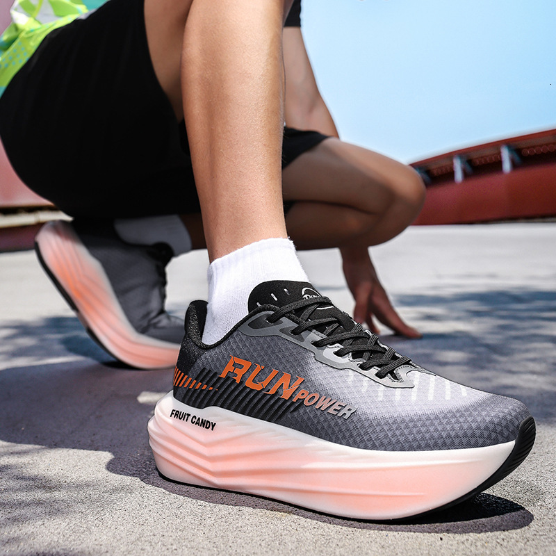 designer sports casual shoes: Versatile and fashionable carbon plate running shoes, shock-absorbing high-elasticity cushioning running shoes for outdo